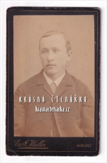 Fotografická vizitka: DŽENTLMEN (Atelier Ernst J. Müller, Jablonec)