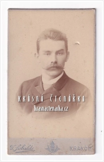 Fotografická vizitka: DŽENTLMEN (Atelier J. Sebald, Kraków)