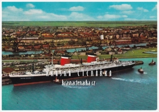 LODĚ v přístavu Bremerhaven