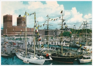 LODĚ v přístavu Oslo