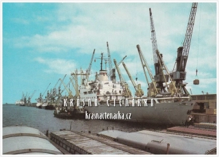 LODĚ v přístavu Rostock