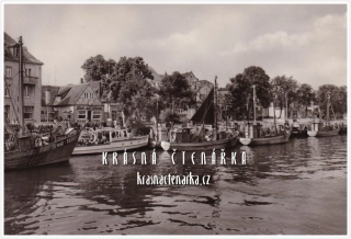 LODĚ v přístavu Rostock