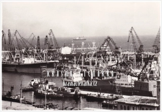 LODĚ v přístavu Constanta