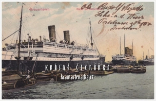 LODĚ v přístavu Bremerhaven