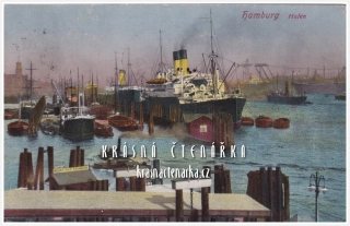 LODĚ v přístavu Hamburg