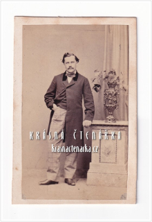 Fotografická vizitka: DŽENTLMEN (Atelier Wilh. Pfeifer, Liberec)