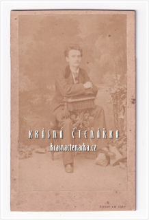 Fotografická vizitka: DŽENTLMEN (Atelier Gondy és Egey, Debreczen)