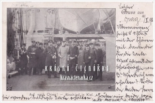 LODĚ v přístavu (Auf nach China - Abschied in Kiel)