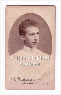 Fotografická vizitka: CÍRKEVNÍ HODNOSTÁŘ Boh. Duchácký ze Strahova