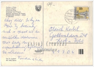 PRAHA, Pohled na kostel sv. Mikuláše a Malostranské náměstí