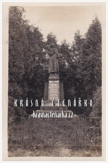 KUNVALD, Pomník Jana Amose Komenského