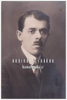 Fotografická vizitka: DŽENTLMEN 