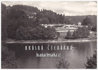 PASTVINY i s vodní nádrží