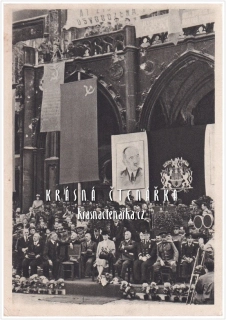 PRAHA, Osvobození Prahy 1945, Projev vlády na Staroměstském náměstí