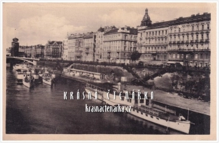 PRAHA, Parníky na Vltavě