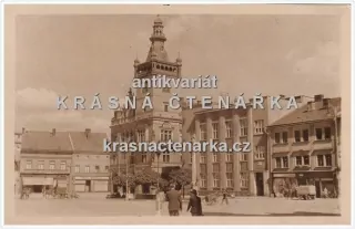 NÁCHOD (náměstí a radnice)