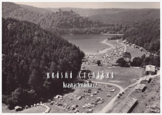 Vodní nádrž VRANOV a pohled na campingový tábor