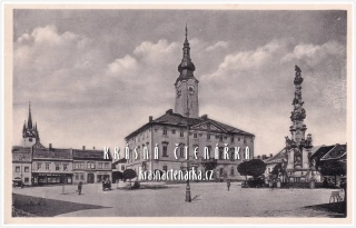 POLIČKA, Náměstí a radnice