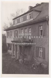 BROUMOV (intenát školy)