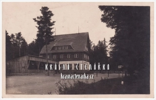 PUNKEVNÍ JESKYNĚ, Moravský kras, Chata KČT