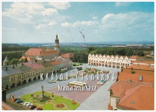 NOVÉ MĚSTO NAD METUJÍ, Náměstí