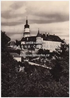 zámek NOVÉ MĚSTO NAD METUJÍ