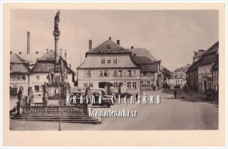 JABLONNÉ V PODJEŠTĚDÍ, Náměstí Míru