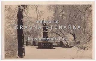 NOVÉ MĚSTO NAD METUJÍ (zámecká zahrada)