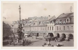 JAROMĚŘ (dopravní situace na náměstí)