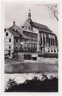 JAROMĚŘ (jez na Labi pod kostelem sv. Mikuláše)