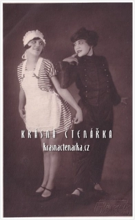 Umělkyně MÁNIČKA POKORNÁ v roce 1925