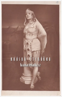 Tanečnice NELLY z Prahy v roce 1928