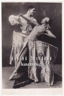 Artista BENO ULICH  s partnerkou (Atelier Rudolf Havlínek, Praha)