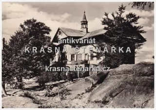 POLICE NAD METUJÍ (turistická chata Hvězda)