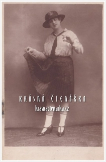 Neznámý UMĚLEC nebo UMĚLKYNĚ