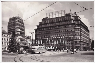 LIBEREC, Palác Dunaj a Soukenné náměstí 