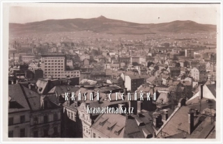 LIBEREC, Střed města a pohled na palác Nisa