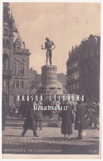 LIBEREC, Radnice, náměstí a Metznerova kašna