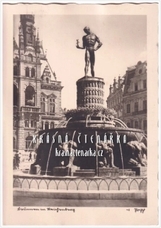 LIBEREC, Radnice, náměstí a Metznerova kašna