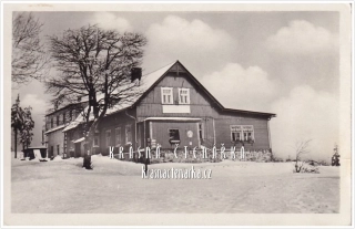 PLÁNĚ POD JEŠTĚDEM, Turistická Chata KČT Pláně