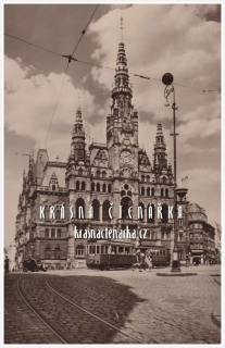 LIBEREC, Radnice a náměstí