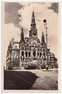 LIBEREC, Radnice a náměstí