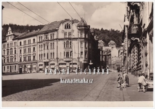 DĚČÍN, bývalé áměstí Maršála Rybalka, nyní Zbrojnická ulice