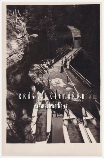 KAMENICKÉ SOUTĚSKY u Hřenska