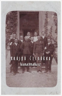 VOJENSKÁ ("hromadné" foto)