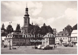 KRÁSNÁ LÍPA, Náměstí ... i s automobily