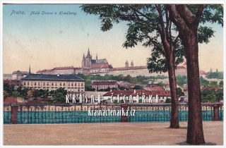 PRAHA, Pohled na Hradčany