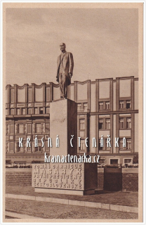 HRADEC KRÁLOVÉ, Masarykovo náměstí a pomník T. G. Masaryka