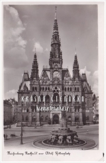 LIBEREC, Radnice, náměstí a také Metznerova kašna