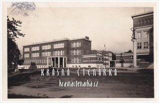 HRADEC KRÁLOVÉ, Masarykovy školy